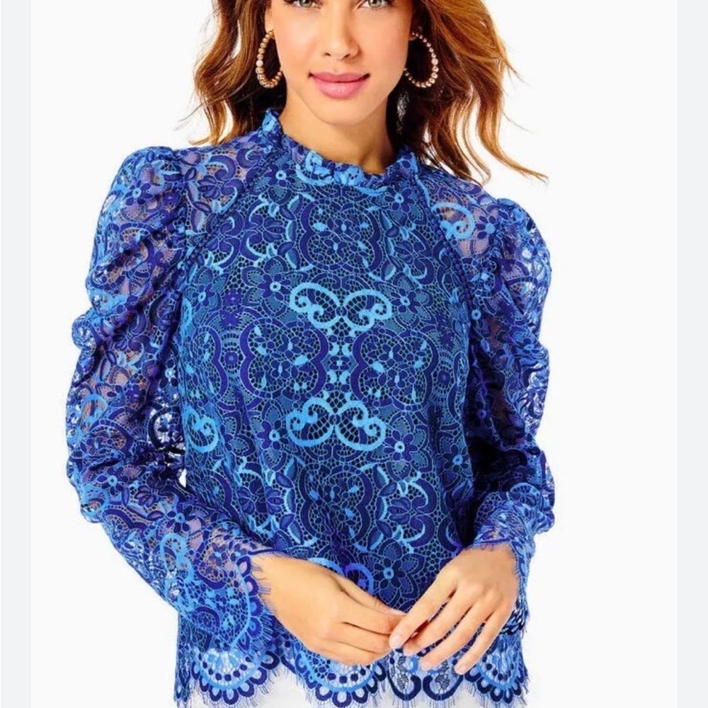 Lilly Pulitzer AVERI LONG SLEEVE LACE Top 
in Boca Blue NWT/avail 2 Med & 1 sm
